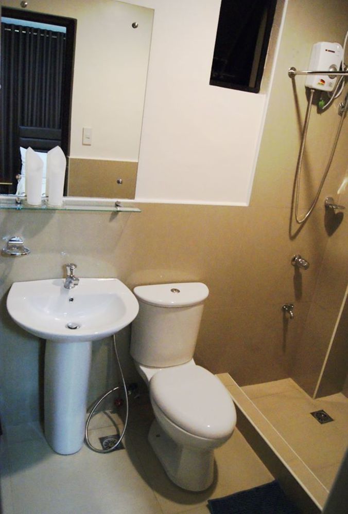 La Trinidad Pension House Kalibo Dış mekan fotoğraf