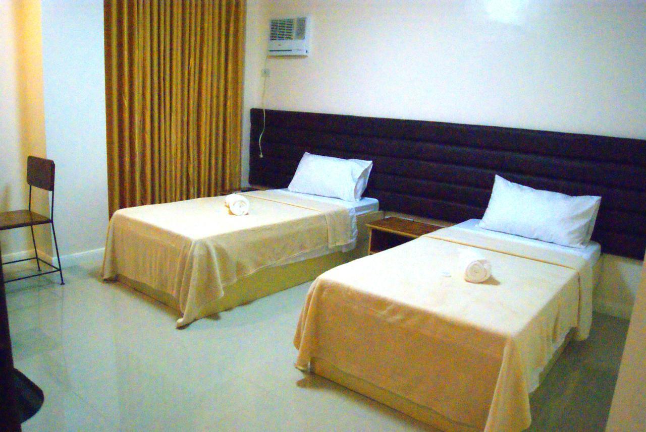 La Trinidad Pension House Kalibo Dış mekan fotoğraf